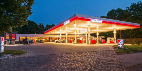 Here is a picture of Allguth self service car wash in Von-Kahr-Straße 1 - Munich.